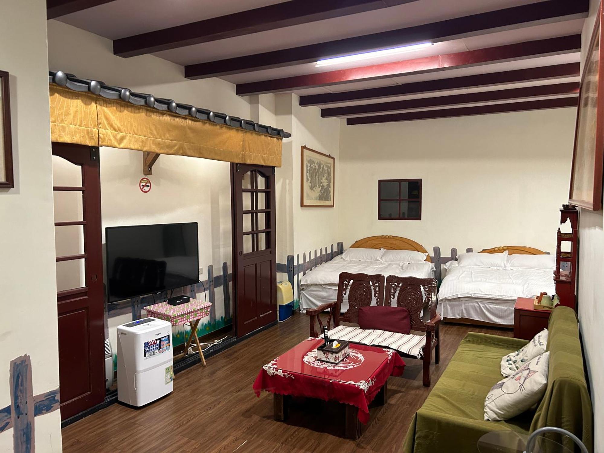 Old Street Seaview Homestay Джиуфен Екстериор снимка