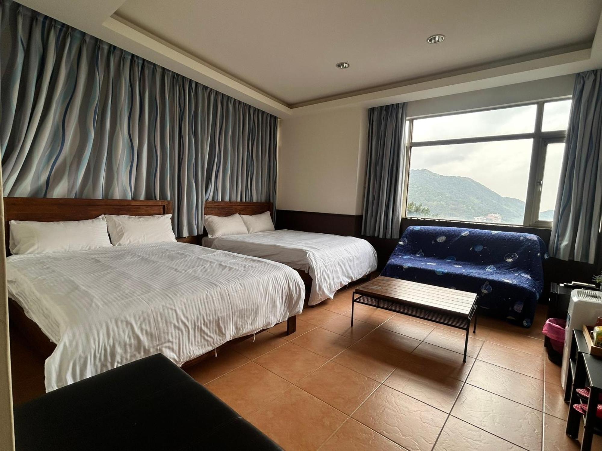 Old Street Seaview Homestay Джиуфен Екстериор снимка