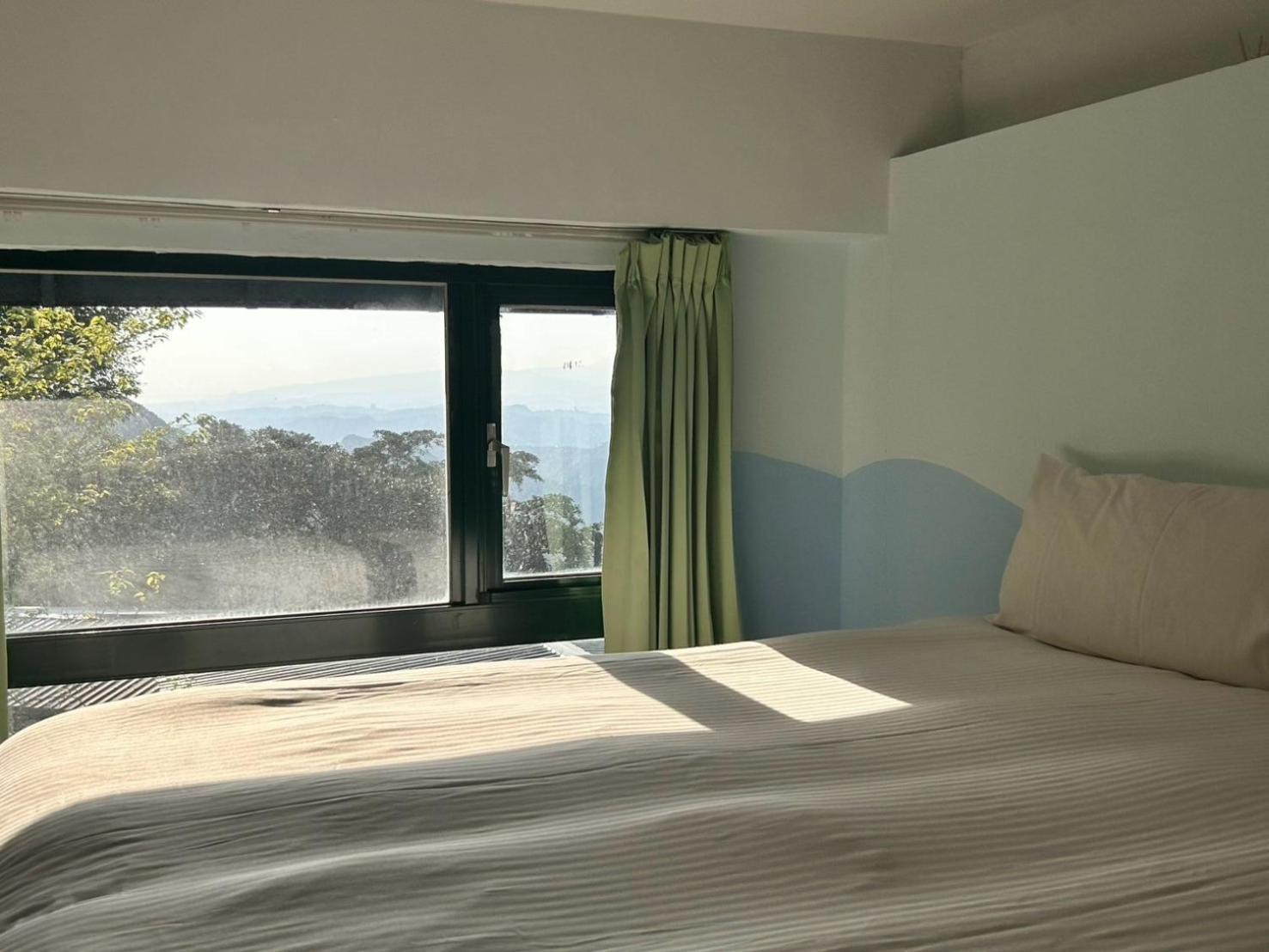 Old Street Seaview Homestay Джиуфен Екстериор снимка