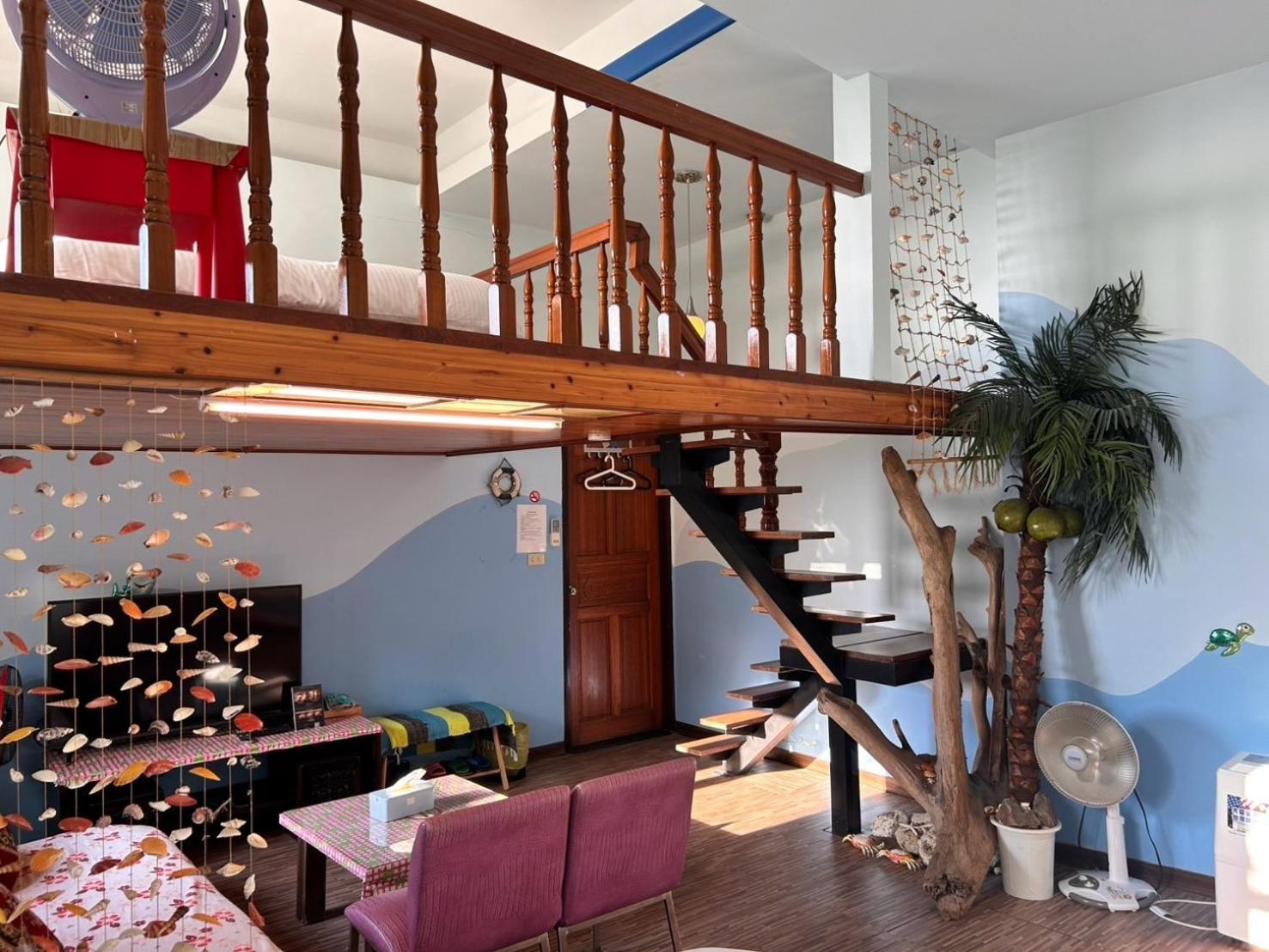 Old Street Seaview Homestay Джиуфен Екстериор снимка