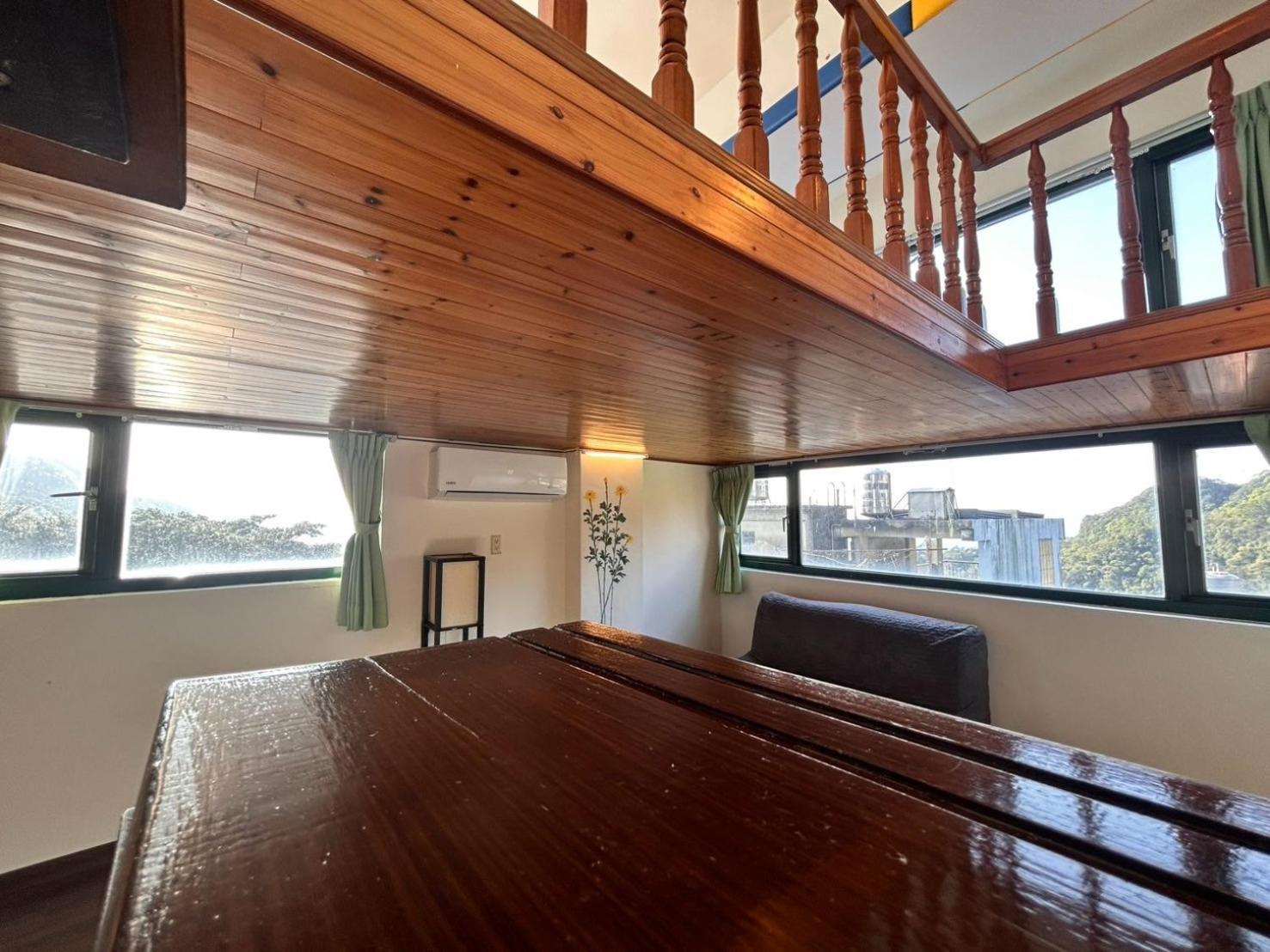 Old Street Seaview Homestay Джиуфен Екстериор снимка